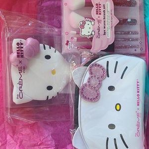 Hello Kitty Makeup Bag Brush & Mirror Set 💗
